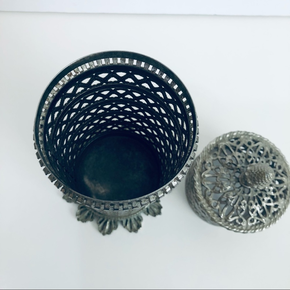 Rare Vtg ‘50s Vanity Filigree Hair Spray Can Cover Sa… Gem